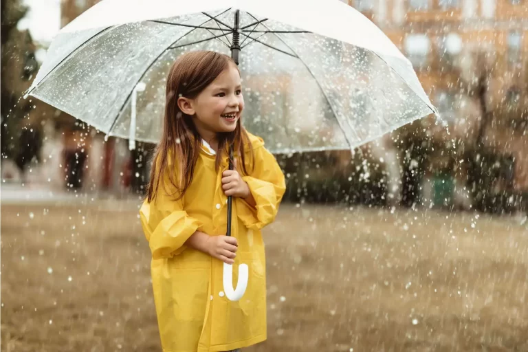 Co Don Danh Cho Nguyen Si Kha • Rainy Day Memories • 2023
